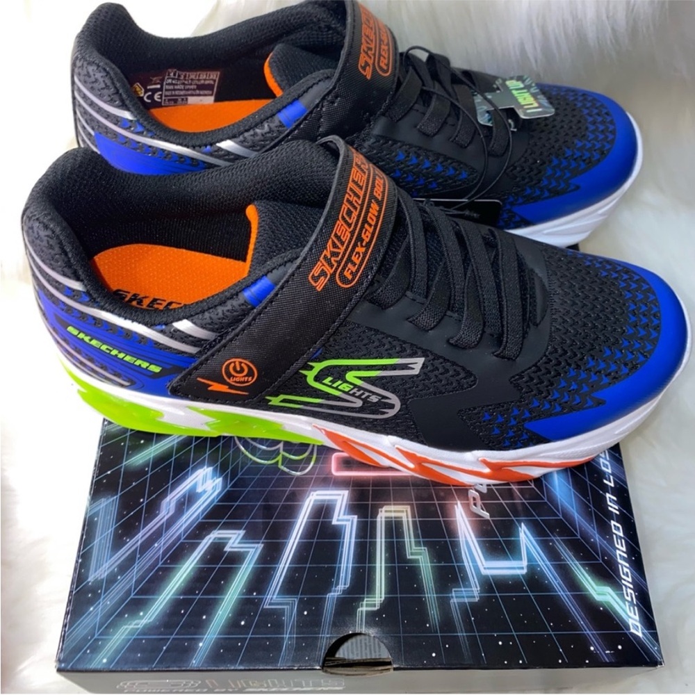 Big Boy size 4 sneakers sketchers New - Picture 7 of 8